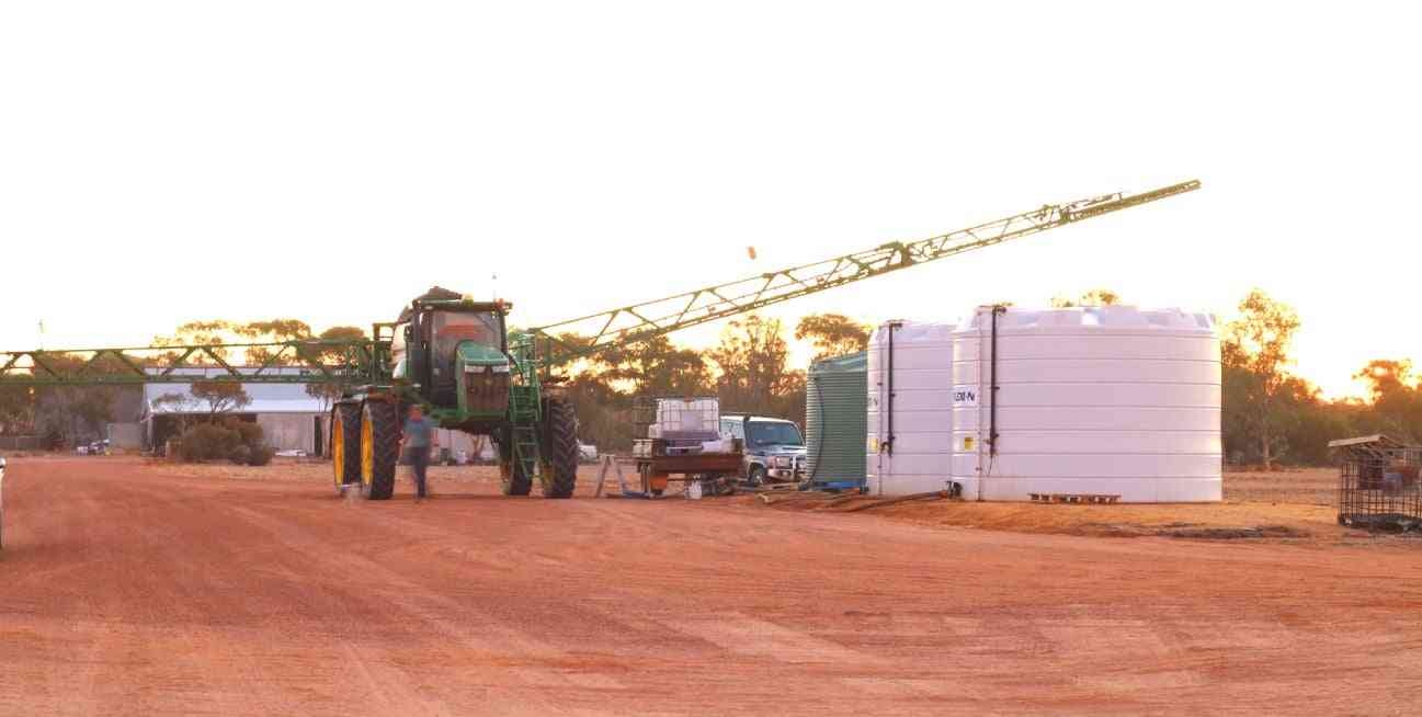 Are Poly Liquid Fertiliser Tanks Ideal for Liquid Fertiliser Long-term Storage?