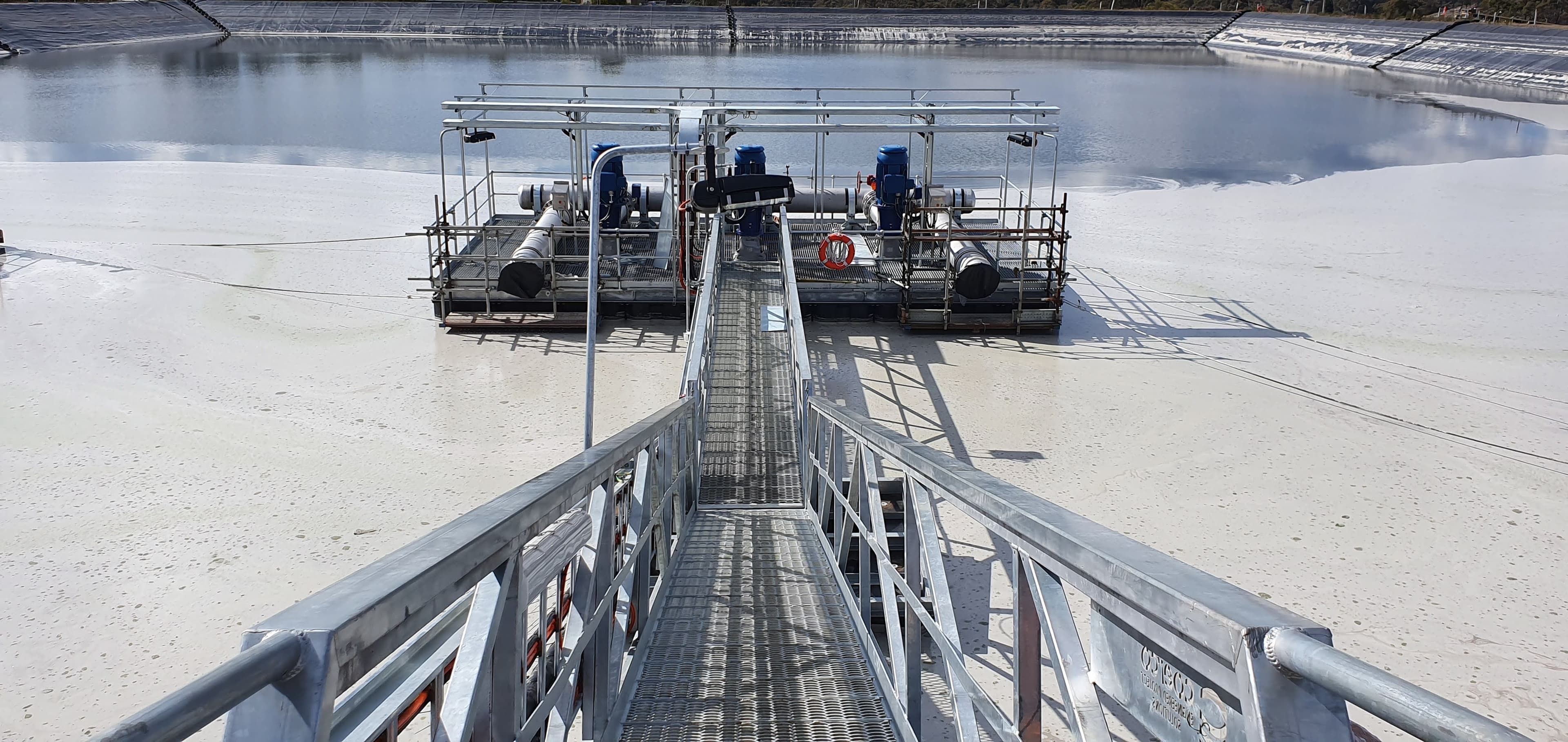 Mining Pontoons 101: A Guide to Floating Pump Pontoons